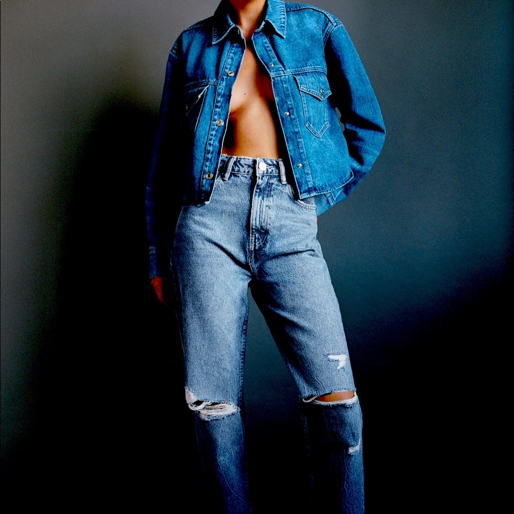 Zara Mom Fit Ripped Jeans